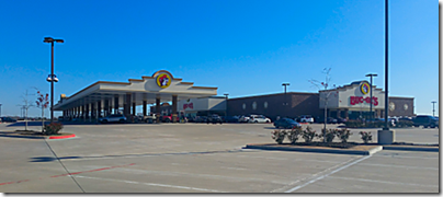 Buc-ee's TC Outside_thumb[3]