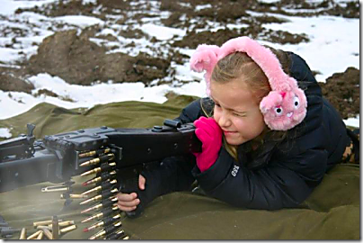 Little Girl with machine gun_thumb[1]