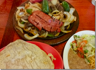 Maya's Fajitas Regias