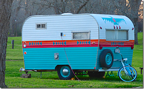 Colorado River Retro Trailer