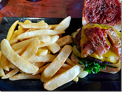 Red Robin Smoke and Pepper Burger