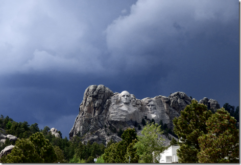 Mt Rushmore 02