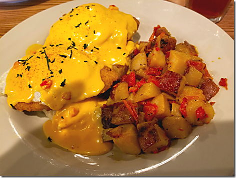 Cracker Barrel Fried Chicken Benedict