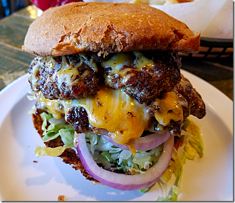 Stomp's Hog Wild Burger