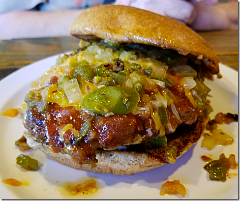 Stomp's Outlaw Burger