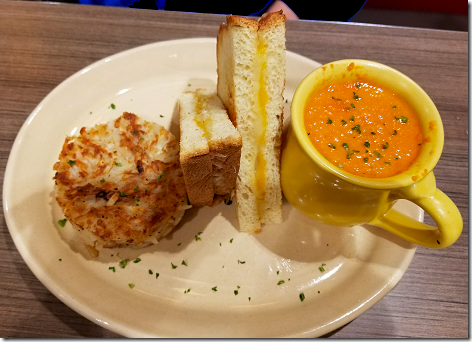 Snooze Grilled Cheese and Tomato Soup