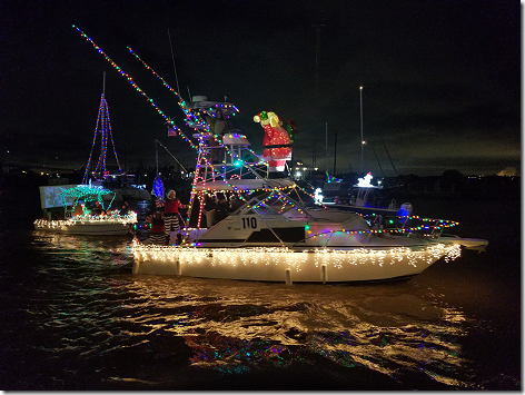 2018 Christmas Boat Parade 17