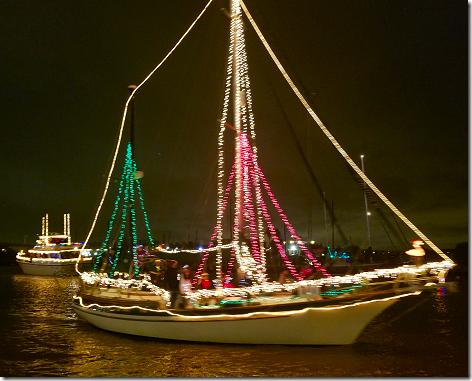 2018 Christmas Boat Parade 1