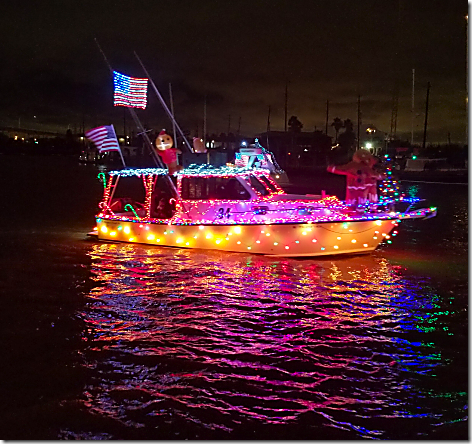 2018 Christmas Boat Parade 23