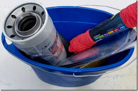 Rig Oil Filter Bucket