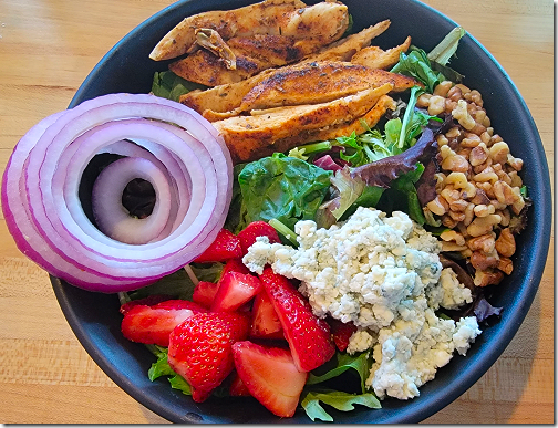 Gator's Strawberry Walnut Salad