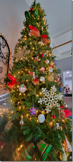 Brandi Christmas Tree 2022 A
