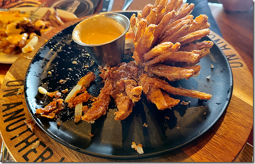 Outback Steakhouse 20230511 Blooming Onion 