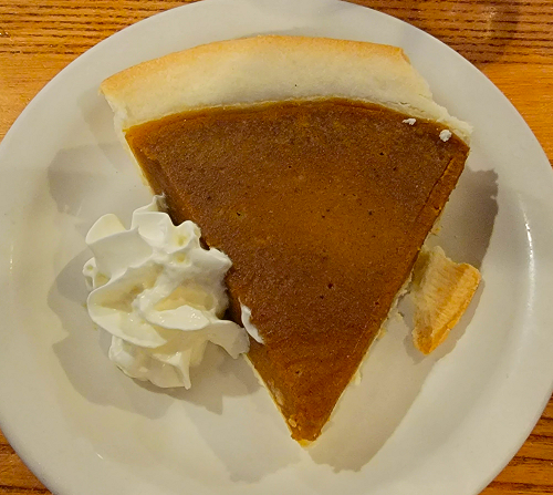 Cracker Barrel Thanksgiving Pumpking Pie 2023 – Our RV Adventures